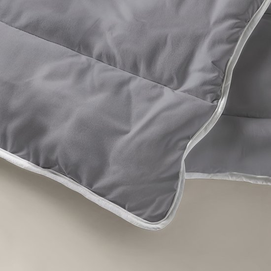 Zelesta Royalbed Anthracite 240x200cm - Dekbed zonder overtrek - 30 dagen proefslapen - Wasbaar hoesloos dekbed - Bedrukt dekbed - All year zomerdekbed & winterdekbed van Zelesta — afbeelding 2