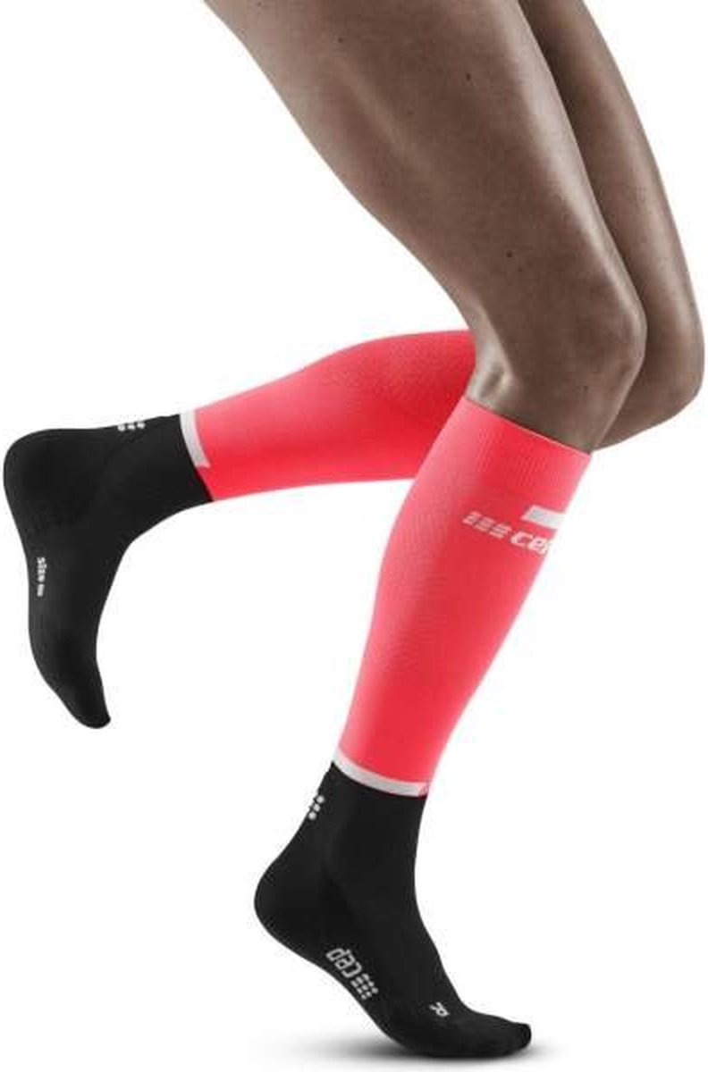 CEP - Compressiekousen The Run - Roze/Zwart - Maat (kuitomtrek): Dames II: Kuitomtrek 25 - 31 cm