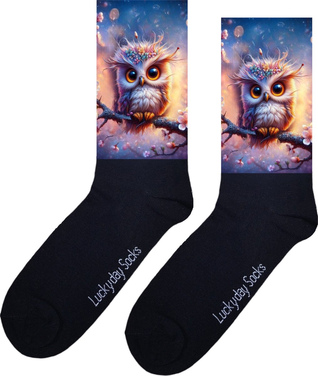 Uil - Opkikker - Grappige sokken - Valentijns cadeau - Verjaardag cadeau - Sinterklaas cadeau - Leuke sokken - Vrolijke sokken - Luckyday Socks - Kerst Sokken - Vaderdag - Moederdag - Beterschap - Nacht - Sokken waar je vrolijk van wordt - Maat 37-44