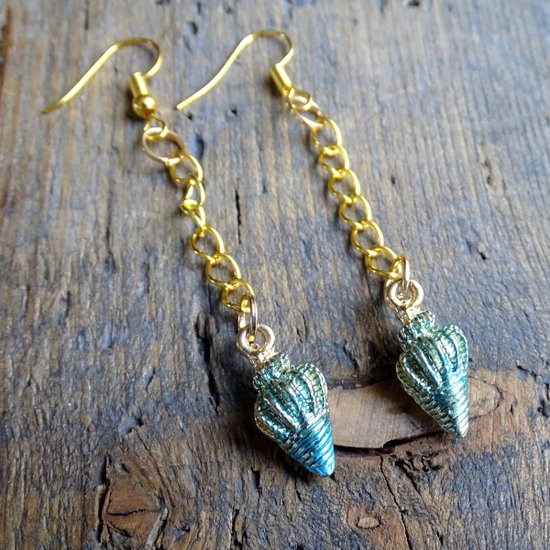 2 Love it Shell Gold Turquoise - Boucles d'oreilles - 6 x 1,9 cm - Turquoise - Couleur or