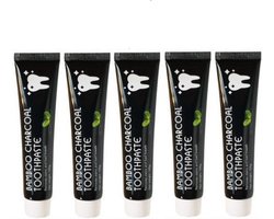 Charcoal Mint Tandpasta - 5 TUBES - Witte Tanden - Houtskool Tand Bleker - Charcoal Toothpaste - Teeth Whitening - Charcaol Tandpasta Whitening - Frisse Adem - Bamboe Tandsteen verwijderaar - Wittere Tandjes - Bamboo Tandbleek
