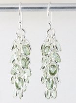 Boucles d'oreilles en argent en forme de grappe avec améthyste verte
