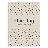Fyllbooks - Elke dag een vraag dagboek - Herinneringsboek - Vijfjarig Invulboek - Beige