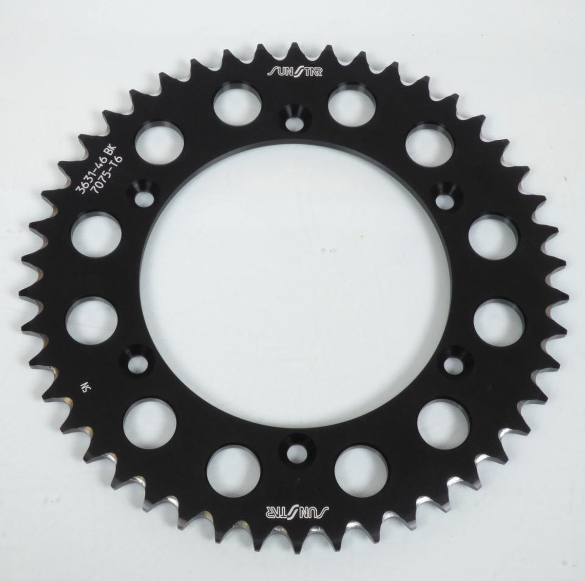 Couronne de transmission Sunstar pour Moto Sherco 250 SEF-R 2013 à 2014 46 dents / ARG Neuf