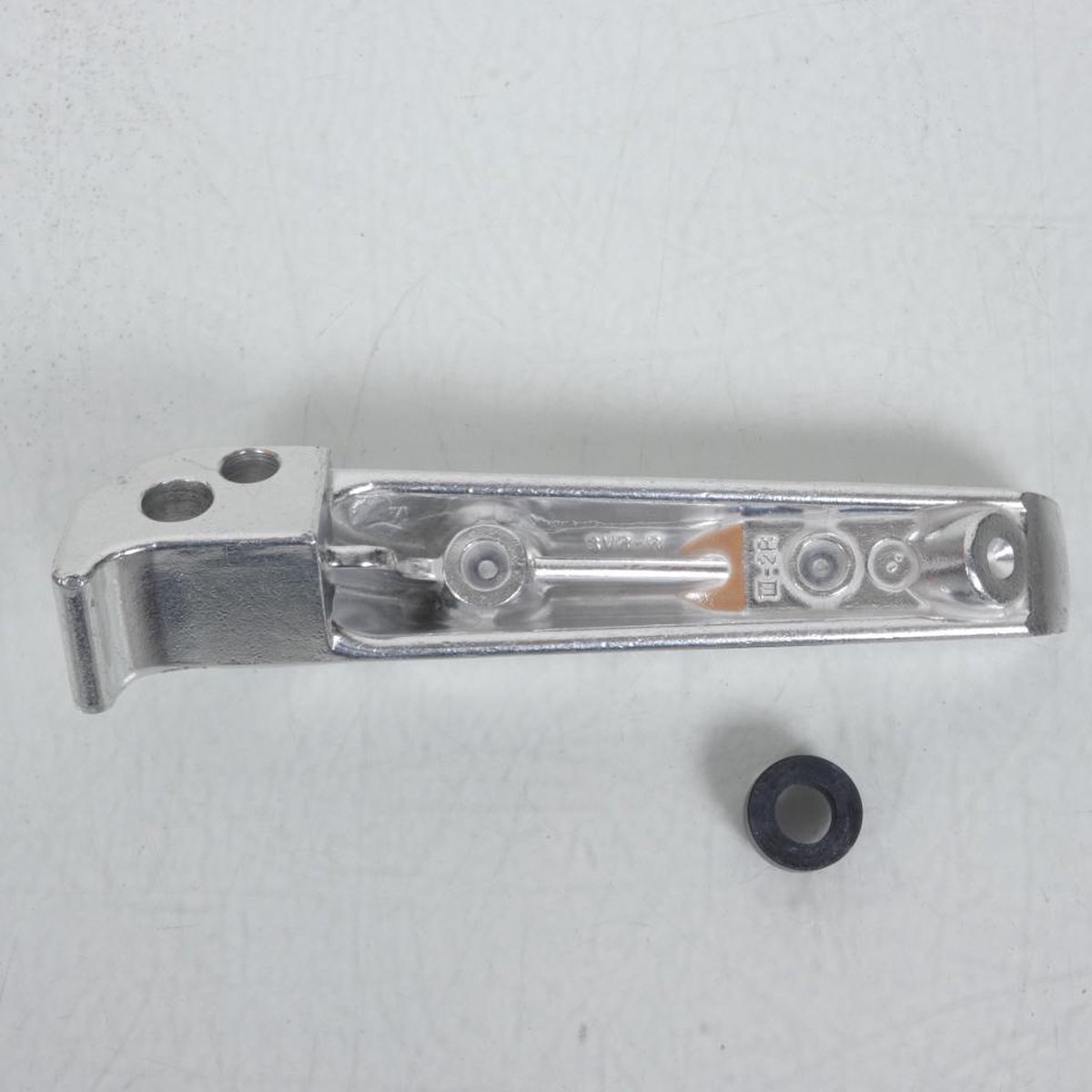 Cale pied passager ARD pour moto MZ 125 SM Après 2008 39.31.037 3931037005 Neuf