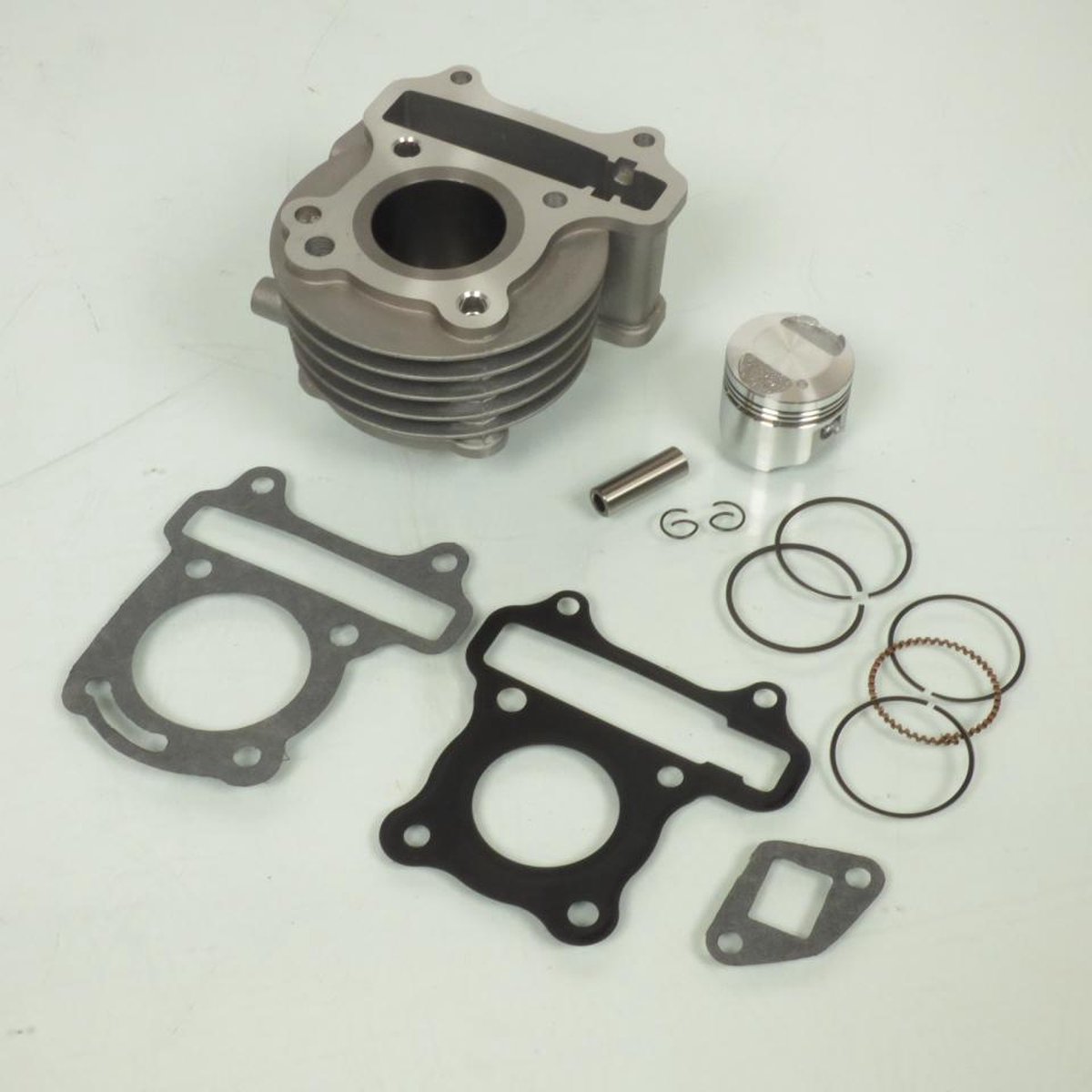 teknix cilinder voor peugeot 50 kisbee 4t scooter 2009 tot 2017 nieuw