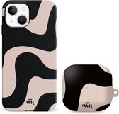 xoxo Wildhearts telefoonhoesje geschikt voor iPhone 14 met AirPods 3 hoesje - set - Ride With Me - Double Layer - Telefoonhoesje met dubbele beschermlaag - Golvend patroon case - Zwart en beige