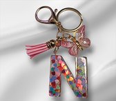 Sleutelhanger Letter N | Sleutelhanger Met Jouw Letter | N | Roze | Vlinder | Gepersonaliseerd Cadeau | Moederdag cadeau | Verjaardagscadeau | Persoonlijk cadeau | Personal Gift | Persoonlijk Geschenk | Tashanger | Sleutelhanger | Bedankt cadeautje