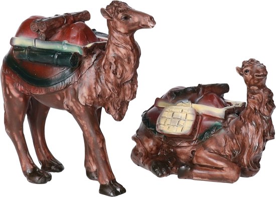 Kerststal kamelen beeldjes - 2x stuks - 11 x 12 x 5,5 cm - kamelenbeeldjes - dierenbeeldjes - kerststalbeeldjes