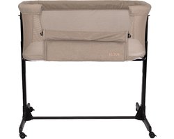 foto van Novi Baby® Amy Air+ Co-Sleeper - Taupe - wielen met rem - Verstelbaar frame - Geschikt vanaf de geboorte tot circa. 6 maanden