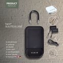 Alle onderdelen van het Varin smart sleutelkluis pakket: kluis, beugel, gateway, sleutels, keycards, kabels en reset sleutel.