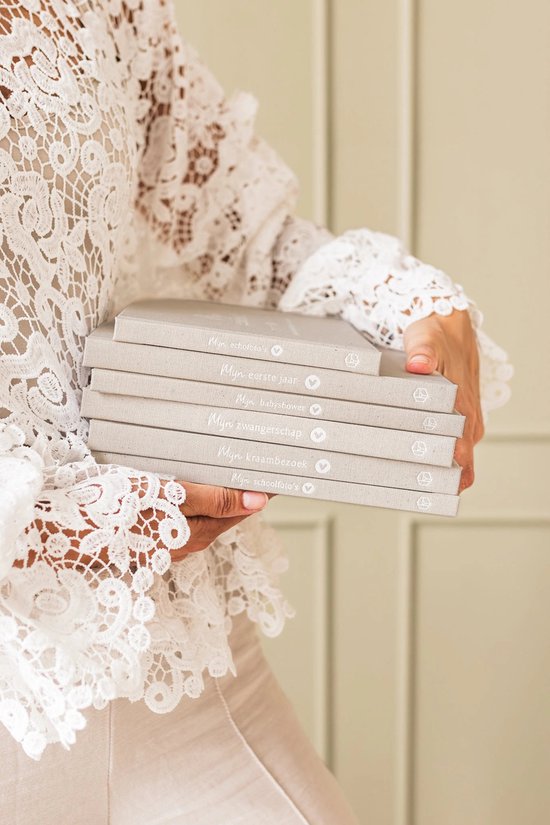 Fyllbooks Babyboek Mijn eerste jaar - Linnen Beige