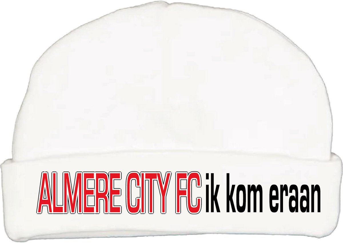 Babymutsje met tekst: Almere City, ik kom eraan.