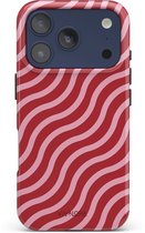 VivaLora Tough Telefoonhoesje iPhone 17 Pro met MagSafe - Wine Flow Print - 2-in-1 Phone Case - Hard Case & Siliconen Back - Extra Bescherming - Shockproof - Golvende strepen - Bordeaux/Roze