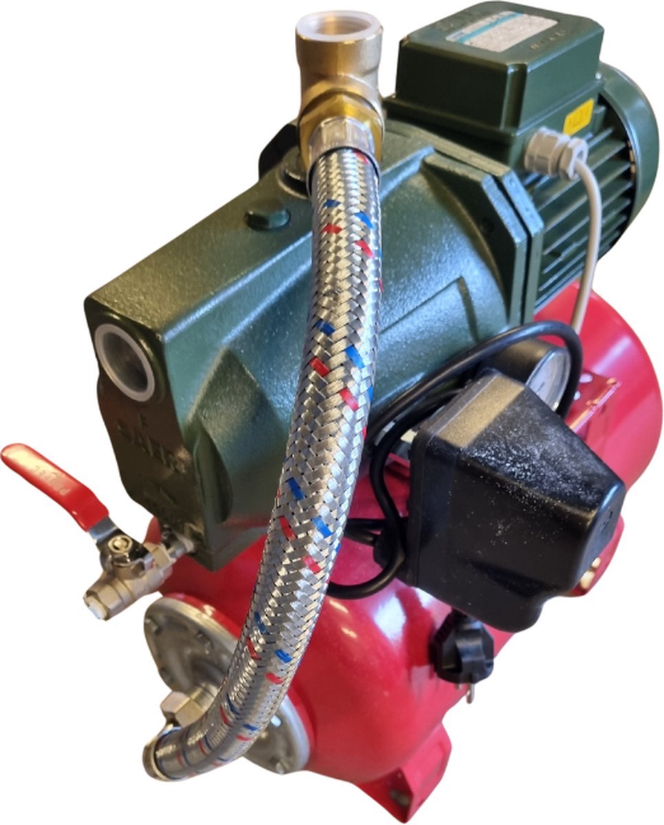 Saer TR5 met Deltaline vorst aftap kraantje, zelfaanzuigende hydrofoor M 80 / 3000 ltr/h
