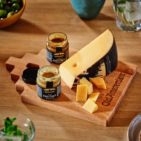 Old Amsterdam Classic Duo Giftbox – 2x 300g in Grachtenpand Verpakking – Kaascadeau – Borrelpakket
