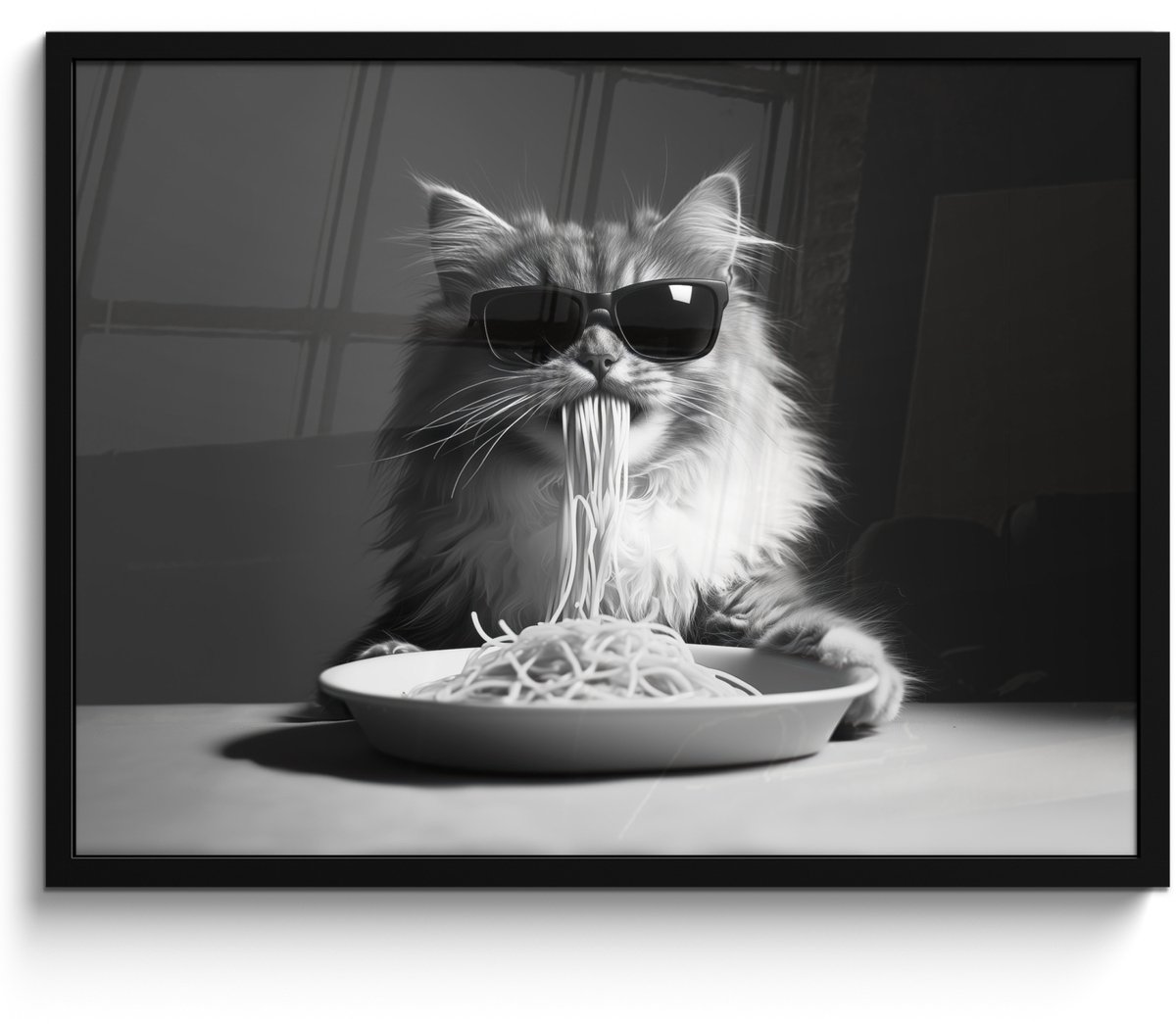 FrameYourWall Poster in lijst - Fotolijst 70x50 cm - Posters - Langharige kat - Zonnebril - Spaghetti - Humor - Zwart - wit - Posterlijst zwart - Decoratie - Wanddecoratie woonkamer - Muurdecoratie slaapkamer