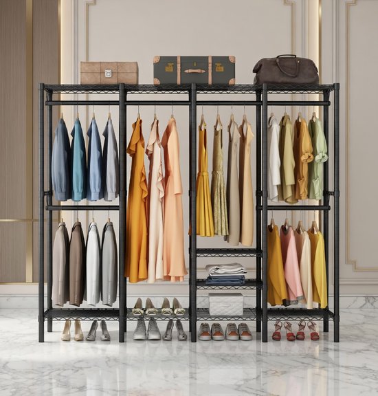 Organisatoren Esther Hoogland (l), Marianne Bakker (m) en Daniëlla