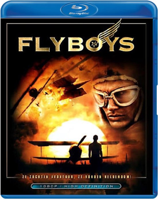 Vlieger met bril en leren helm kijkt ernstig. Vliegtuigen vliegen door vuur en rook. Ze zochten avontuur, ze vonden heldendom! 1080p High Definition.