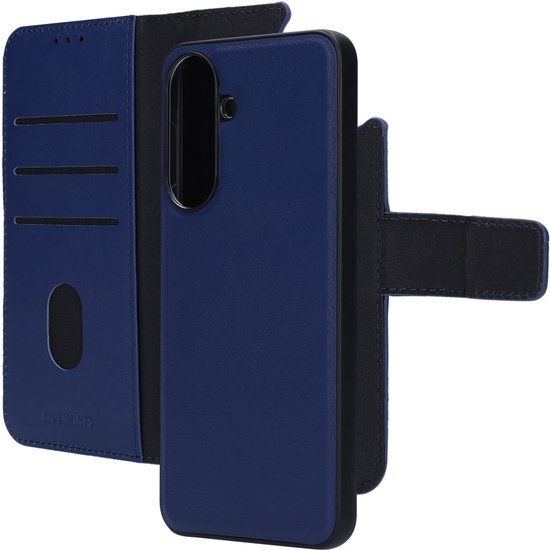 Open blauw wallet boekhoesje van echt leer, met een uitneembare hoes en een klittenbandsluiting.
