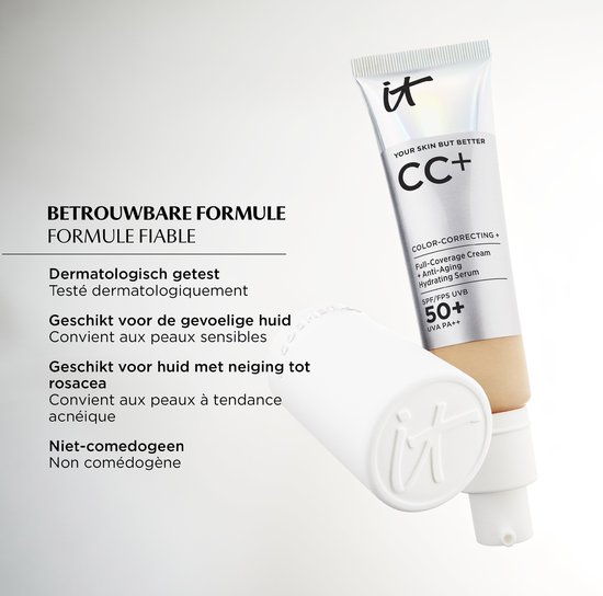 Een IT Cosmetics CC+ Cream SPF 50 flacon met een opengewerkte dop. Tekst: "Betrouwbare formule", dermatologisch getest, geschikt voor gevoelige en acné-gevoelige huid.