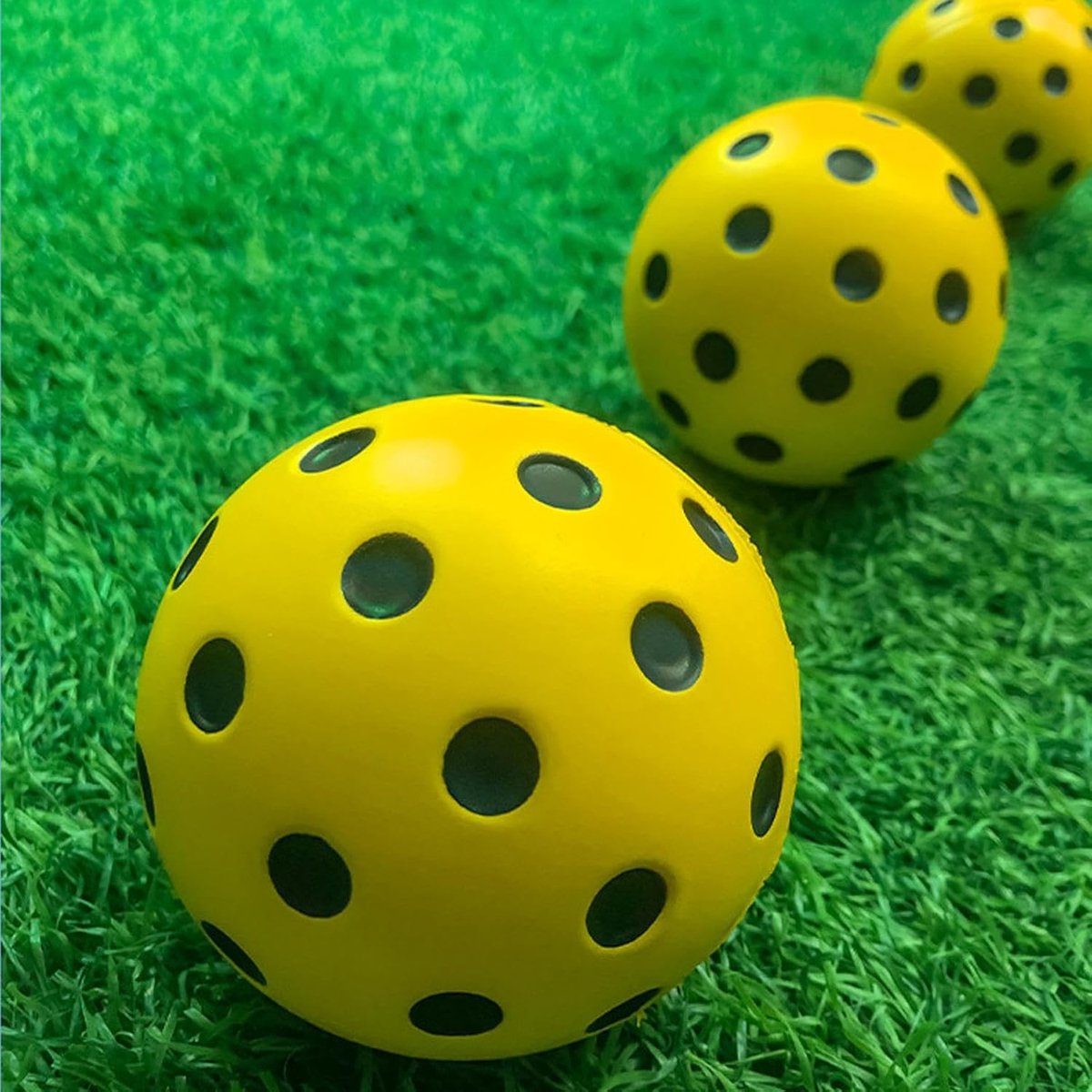 Pickleball Ballen - Trainingsballen - Binnen Buiten - Geluidsdempend Schuim - 7.3 cm - Geel