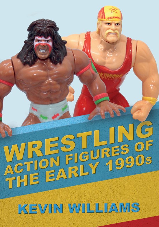 Deux figurines de lutte, l'une à la peau brune et au maquillage facial rouge, l'autre portant un bonnet jaune, un t-shirt 'Hulkamania' et un débardeur rouge.