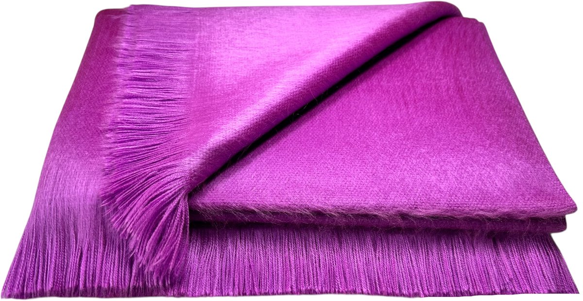 Alpaca D'Luxe Sjaal - Hypoallergeen - Lila - Zacht en van Kwaliteit - Luxe cadeau - Sjaals Dames - Sjaals Heren - Shawls - Damesmode - Herenmode - Warm - Stijlvol - Accessoires - Elegant - Scarf - Duurzaam - Handgemaakt - Luxe Alpaca Wollen Sjaal