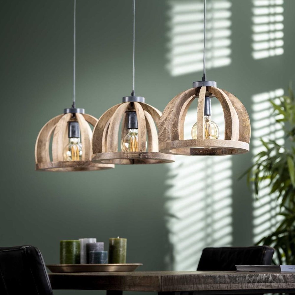 Hanglamp 3-Lichtbronnen - Ø30cm - Gebogen Mangohouten Spijlen - Giga Meubel