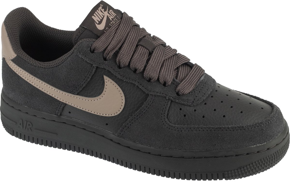 Nike W Air Force 1 Low Vrouwen Sneakers 5 Bruin
