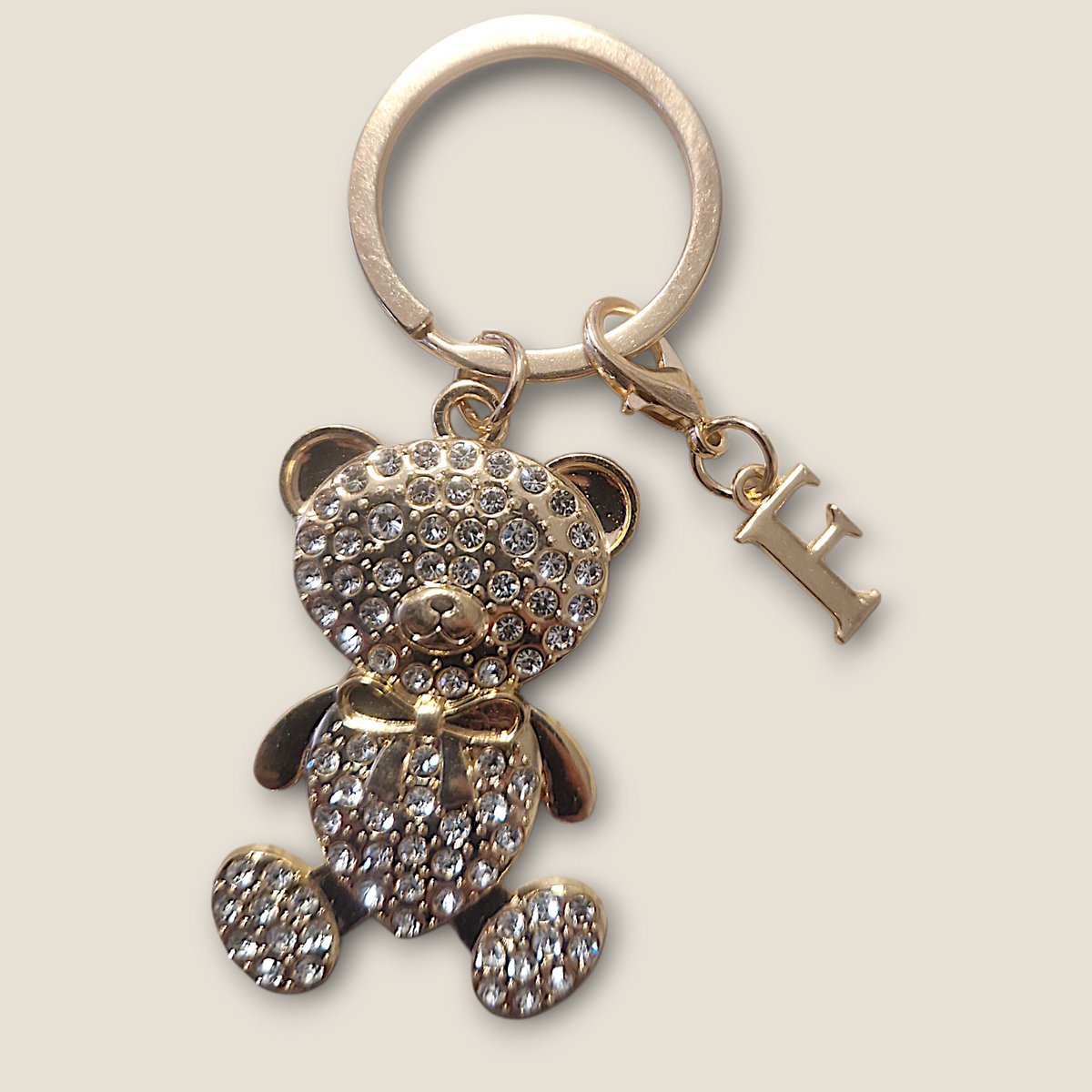 Sleutelhanger Beertje met Letter F - Gepersonaliseerd - Persoonlijk cadeau - Verjaardagscadeau - Kraamcadeau - Persoonlijk geschenk - Tashanger - Sleutelhanger