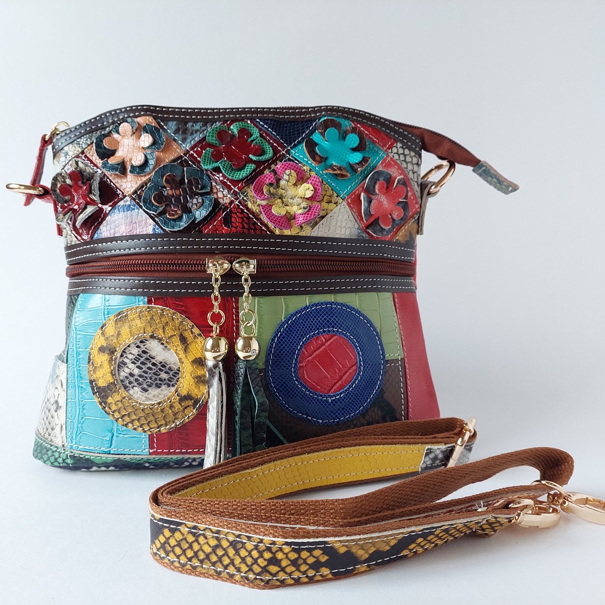 schoudertas leer dames - multicolor - hergebruikt leer – unieke dames tas – made in Italy - verstelbare band