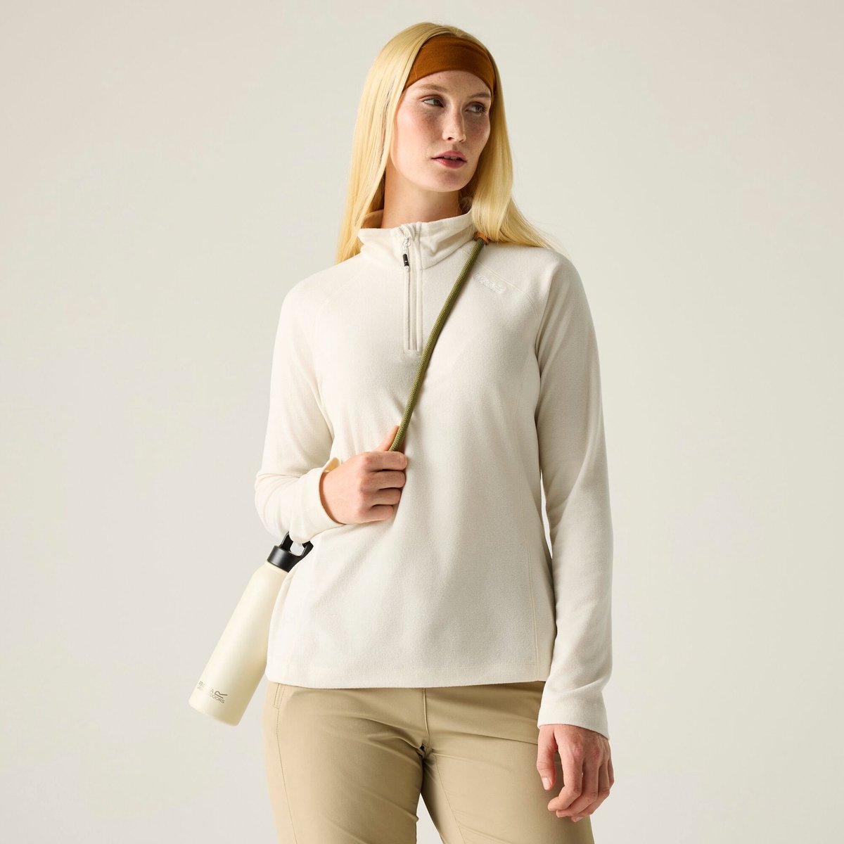 Montes lichtgewicht fleecetrui met halve rits voor dames ideaal voor wandelen. Wit