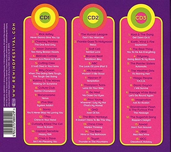 CD-hoes met 3 CD's, met titels van nummers per CD. Kleuren: geel, roze, oranje.