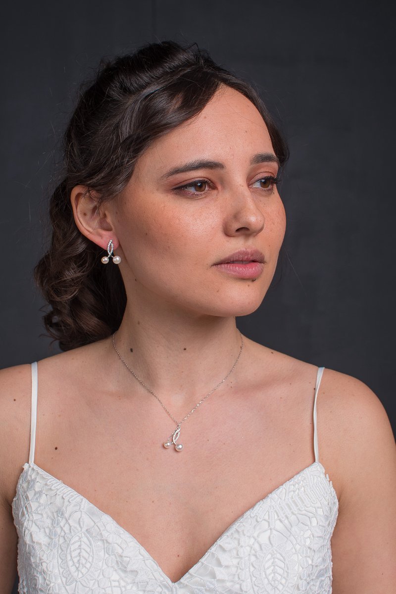 TK-S set van zilveren collier met zoetwater parelhanger + parel oorbellen - verfijnd - tijdloos