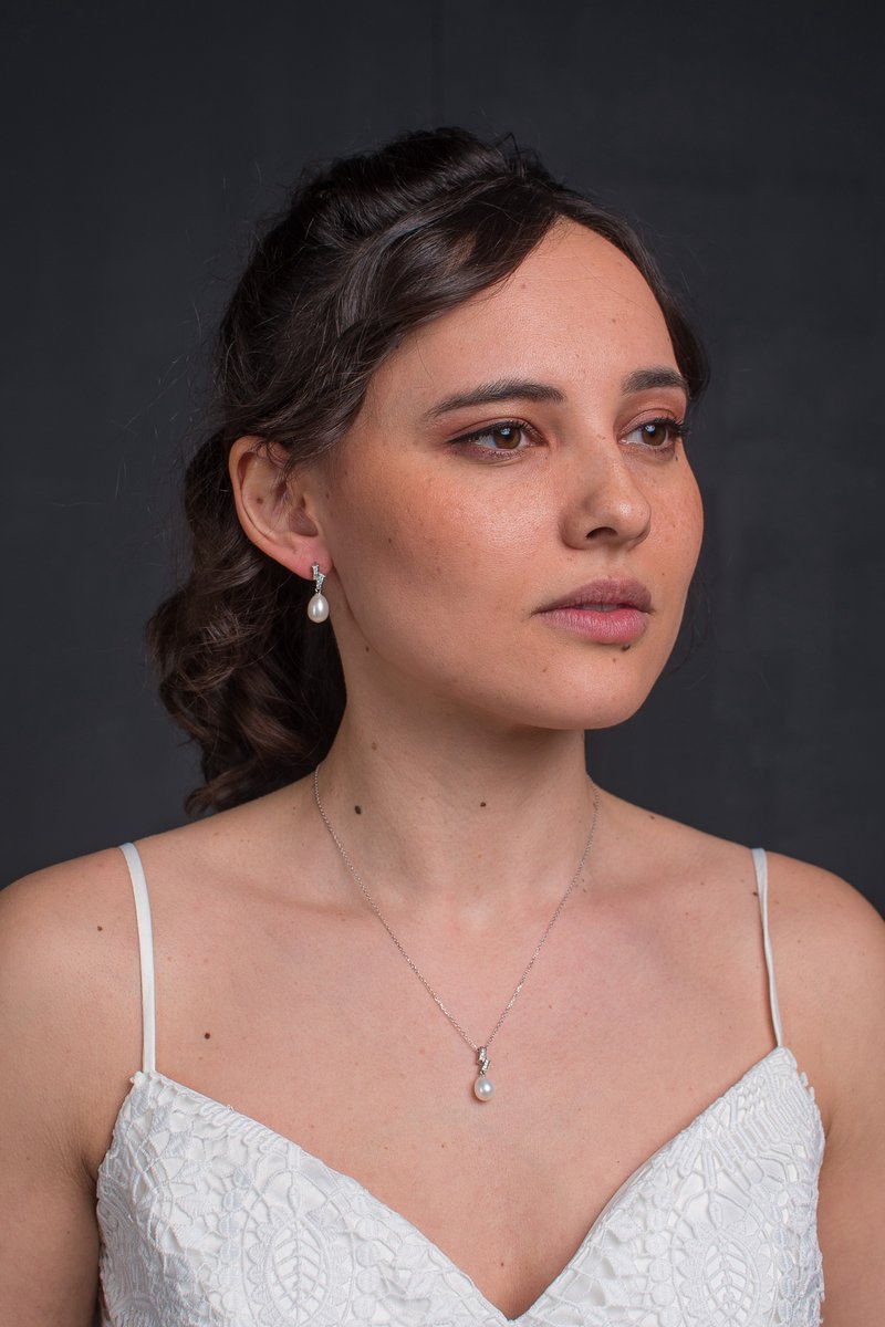 TK-S set van zilveren collier met zoetwater parelhanger + parel oorbellen - verfijnd - tijdloos