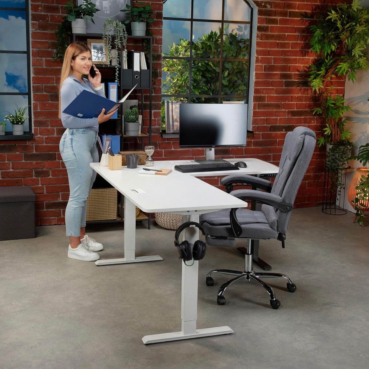 Elektrisch zit sta bureau hoek L-vorm 165x145 cm wit verstelbaar 70,5-113 cm met geheugenfunctie en 2 motoren – Montaro Pro by Abkantoor