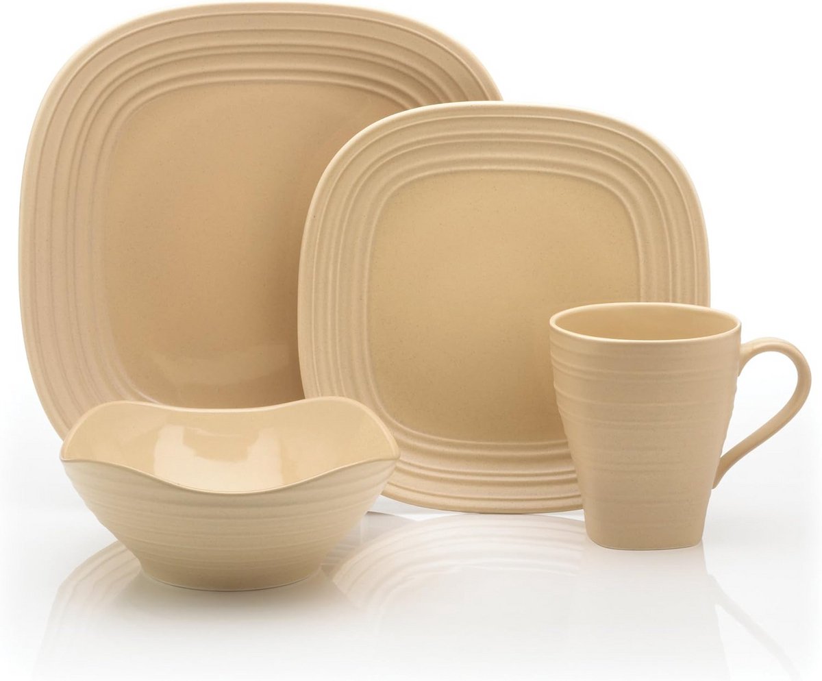 Vierkante 4-delige servies set met lichtbruine aardse afwerking