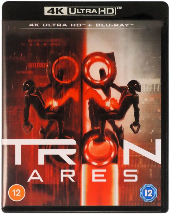 Tron: Ares 4K Ultra HD + Blu-Ray hoes, met twee figuren in futuristische pakken en de titel Tron: Ares.