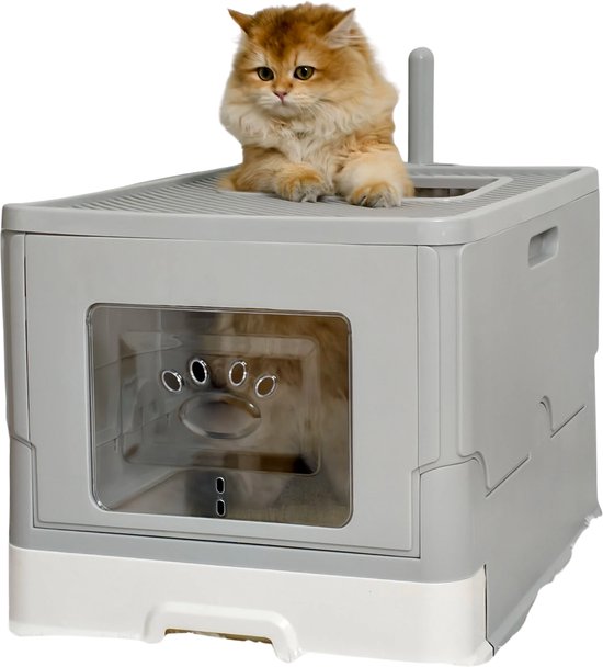 Grijze opvouwbare kattenbak met een oranje kat die erbovenop zit, op een witte achtergrond.