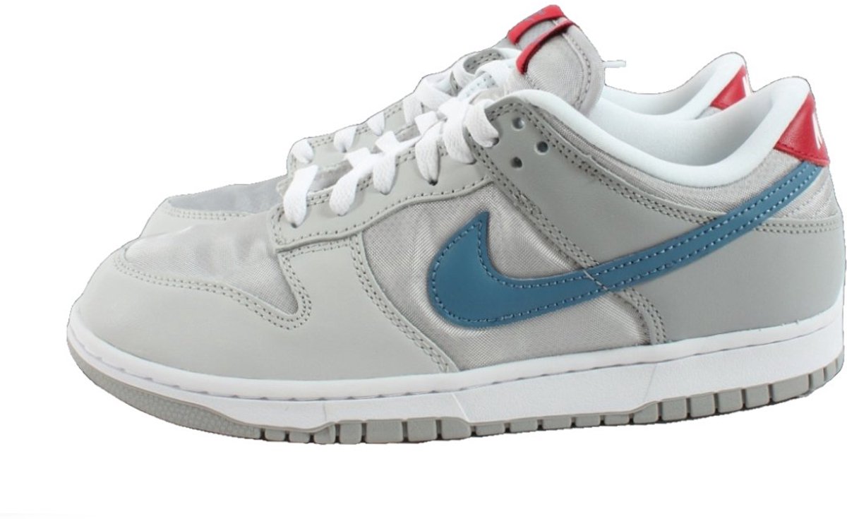 Nike sneakers maat 40