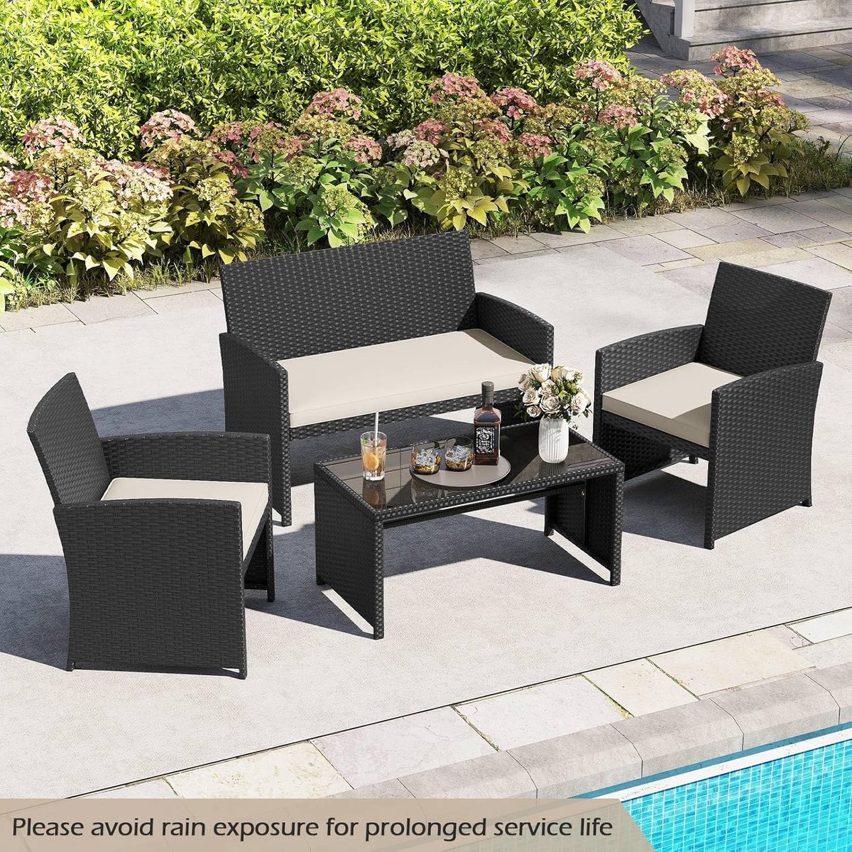 Elegante Polyrattan Tuin Loungeset 4-Delig met 2-Zitsbank, Fauteuils & Glazen Salontafel (63 x 107 x 78 cm) – Luxe Balkon- en Terrasset met Kussens voor Buiten