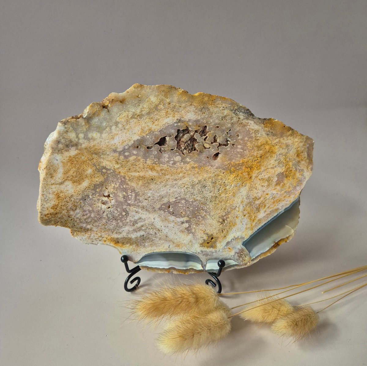 XL Edelsteen Druzy Pink Amethist Schijf 770 g (met metalen standaard)