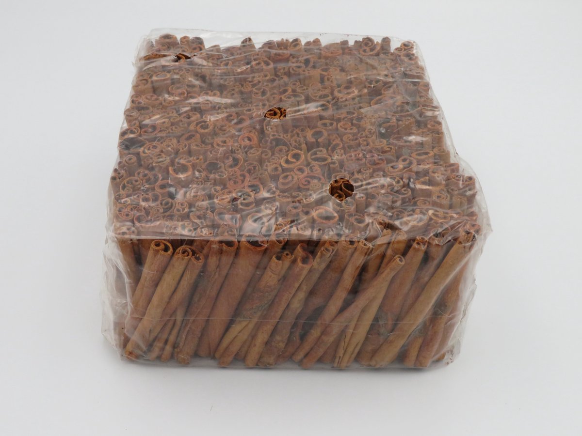 1Kg Kaneel stok A/AA 8 CM - kaneel - cinnamon - decoratie - geur - stok - kerst - decoratie - bloemstuk accessoires
