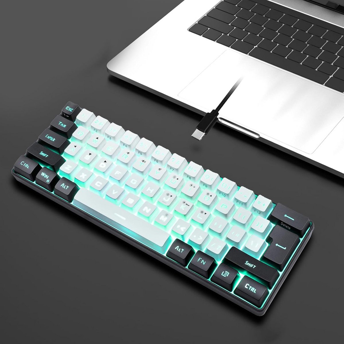 Compact Gamingtoetsenbord met RGB-Achtergrondverlichting - Ergonomisch en Mechanisch Gevoel