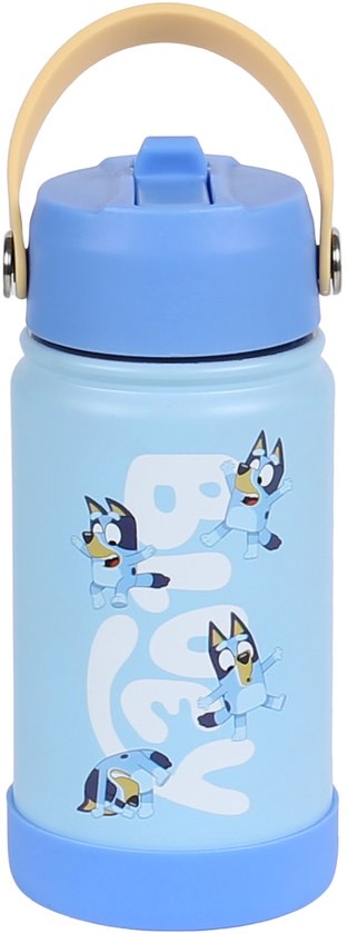 Lichtblauwe waterfles met Bluey-print, lichtgele draaglus en blauwe deksel met tuit.