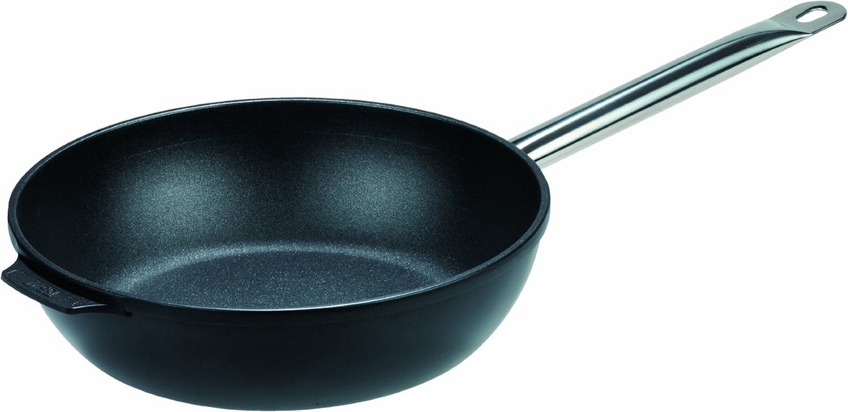 Gastro Sautépan met Titanium Anti-aanbaklaag en Roestvrijstalen Handgreep - 24 cm
