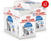 Twee dozen Royal Canin Indoor Sterilised kattenvoer, elk met 12 zakjes van 85g.