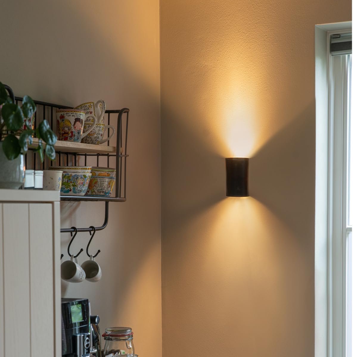 Ronde Zwarte Cilinder Wandlamp Zwart - Up & Down Lichteffect - Geschikt voor LED & Dimbaar
