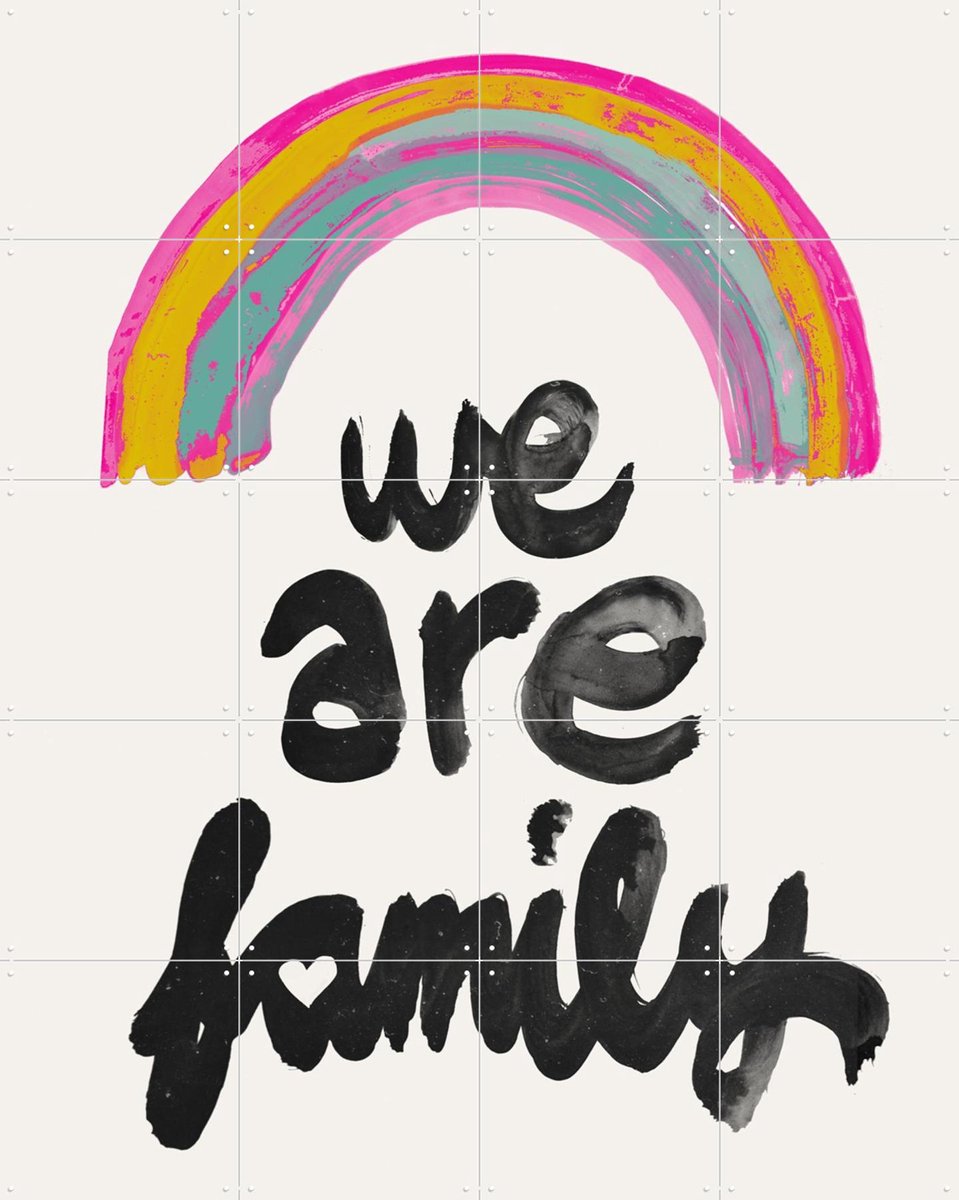 IXXI We Are Family, Treechild & Various - 80 x 100 cm - Gratis ophangtool - Grote wanddecoratie en posters - Typografie, Illustraties, Kleurrijk